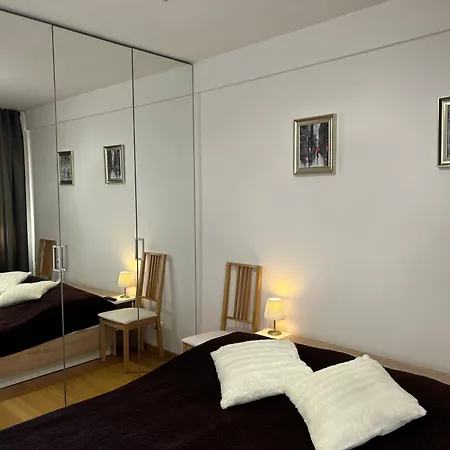 W Centrum Gdyni Swietojanska 4-8 Apartament *